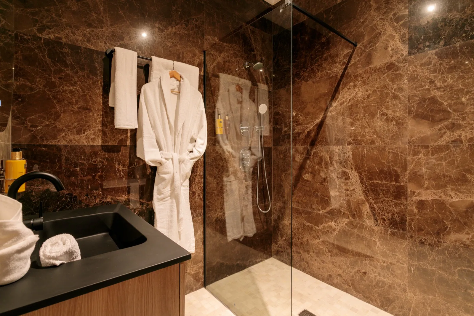 Suite Maxima - 4
